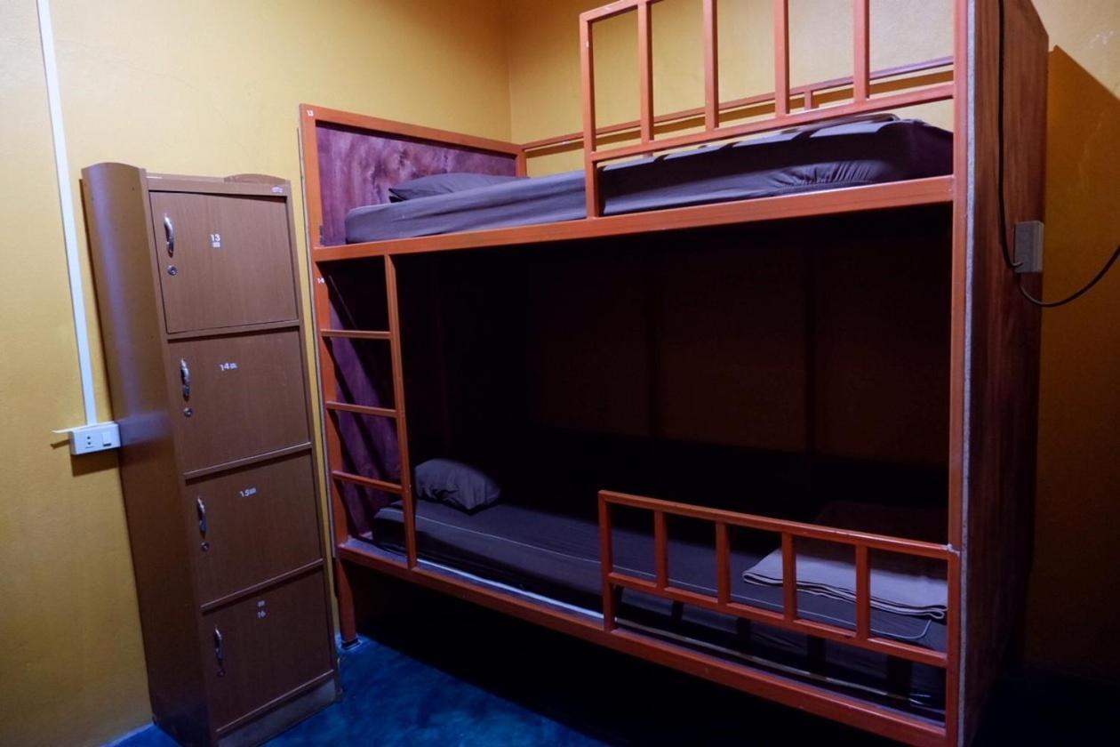 Bigboss Hostel Тонг Сала Экстерьер фото