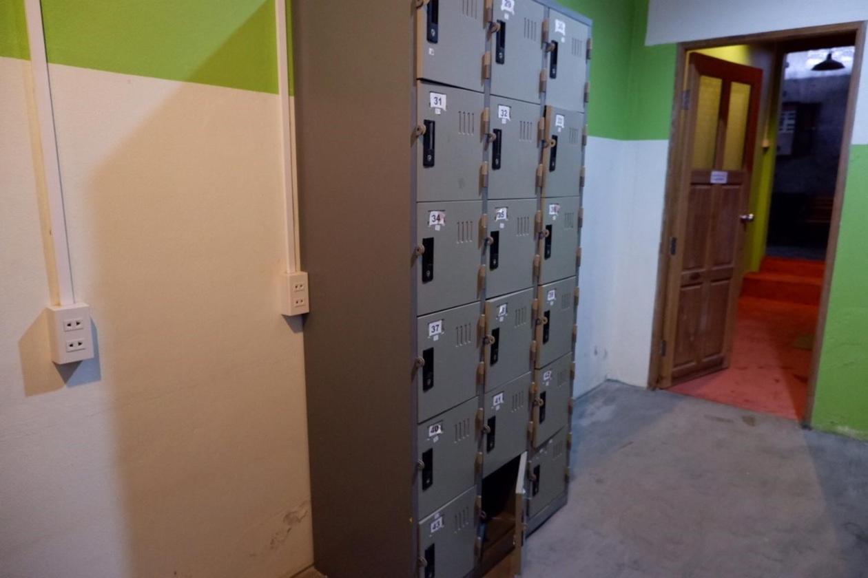Bigboss Hostel Тонг Сала Экстерьер фото